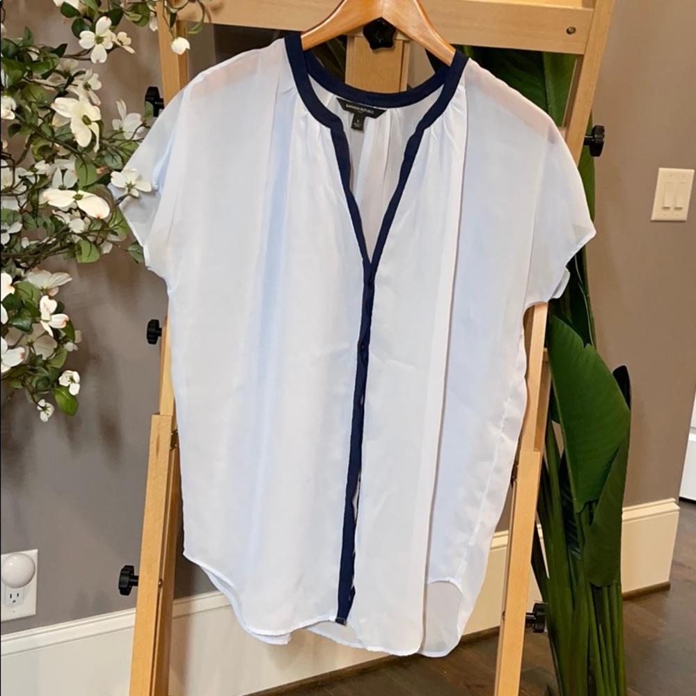 Banana republic button up blouse short sleeve